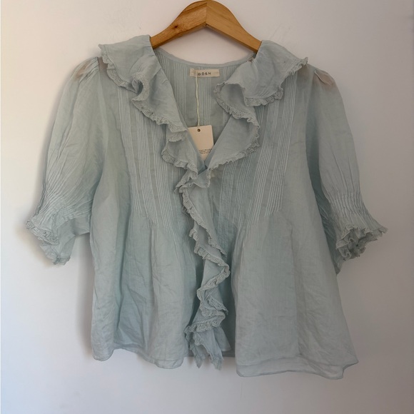 Doen NWT Medium Henri Ruffle Cotton Blouse in Alice Blue - Picture 7 of 14
